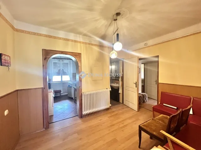 Eladó ház Szentgál 70 nm