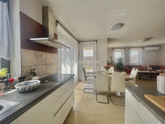 Eladó ház Márkó 170 nm