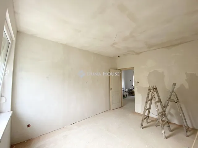 Eladó ház Ajka 76 nm