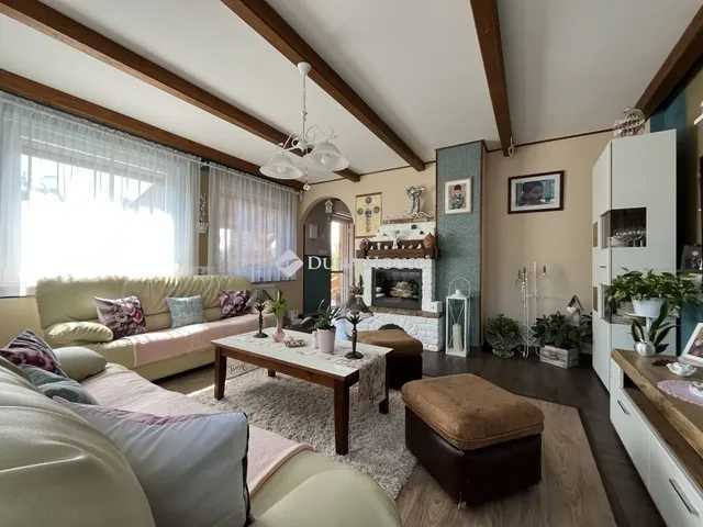 Eladó ház Balatonfűzfő 162 nm