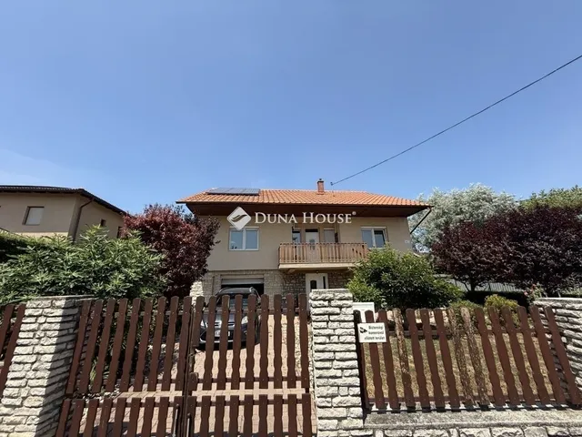 Eladó ház Várpalota 160 nm