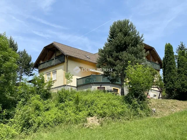 Eladó kereskedelmi és ipari ingatlan Borzavár 490 nm