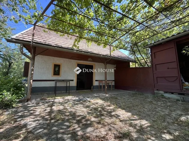 Eladó mezőgazdasági ingatlan Berhida 47 nm