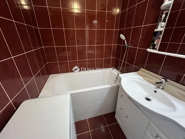 Eladó lakás Veszprém, Jutasi úti lakótelep 55 nm