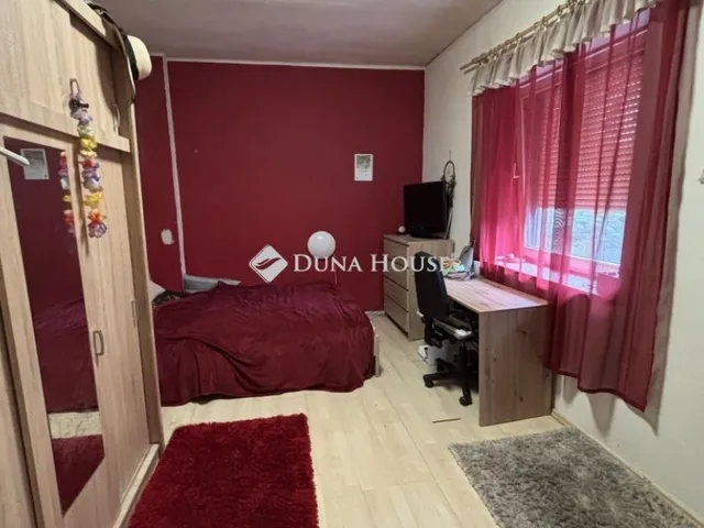 Eladó ház Zirc 72 nm