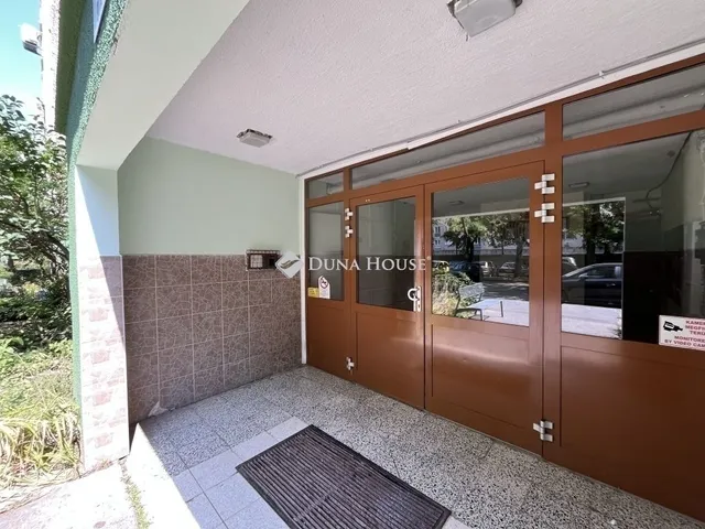 Eladó lakás Veszprém, Jutasi úti lakótelep 76 nm