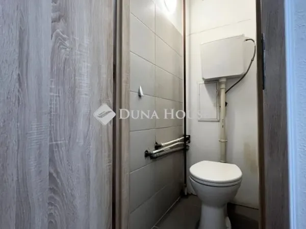 Eladó lakás Veszprém, Jutasi úti lakótelep 76 nm