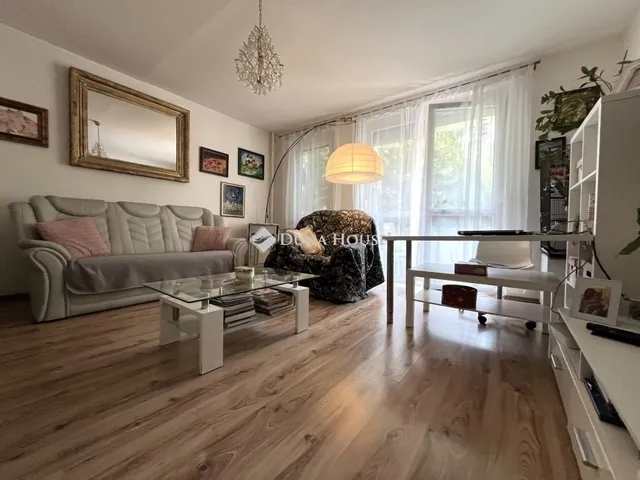 Eladó lakás Veszprém, Jutasi úti lakótelep 76 nm