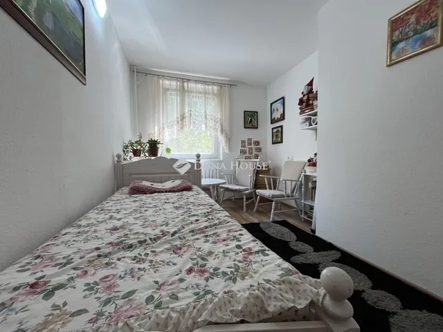 Eladó lakás Veszprém, Jutasi úti lakótelep 76 nm