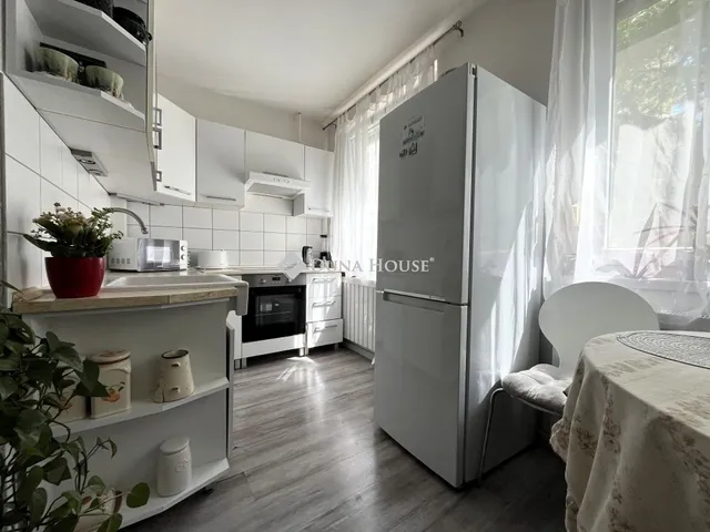 Eladó lakás Veszprém, Jutasi úti lakótelep 76 nm