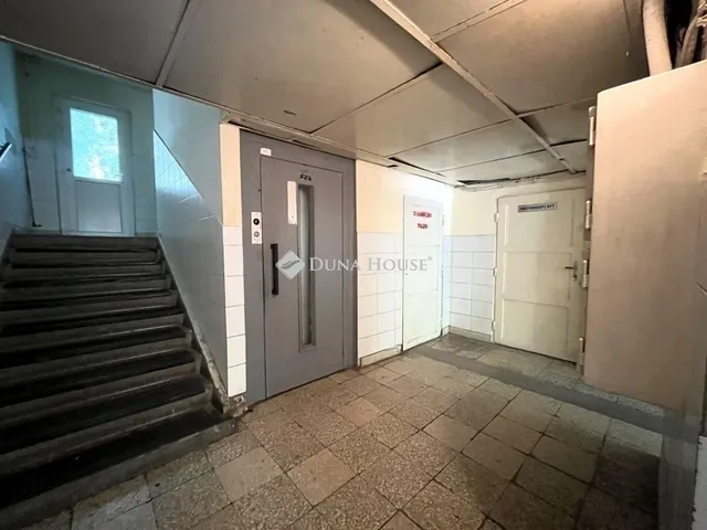 Eladó lakás Veszprém, Jutasi úti lakótelep 76 nm