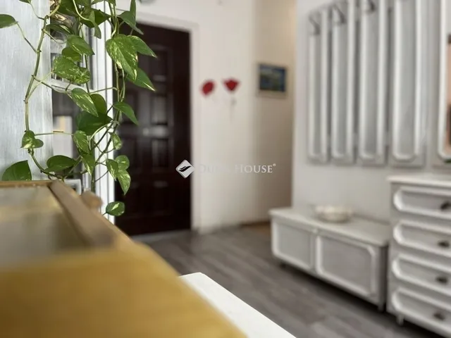 Eladó lakás Veszprém, Jutasi úti lakótelep 76 nm