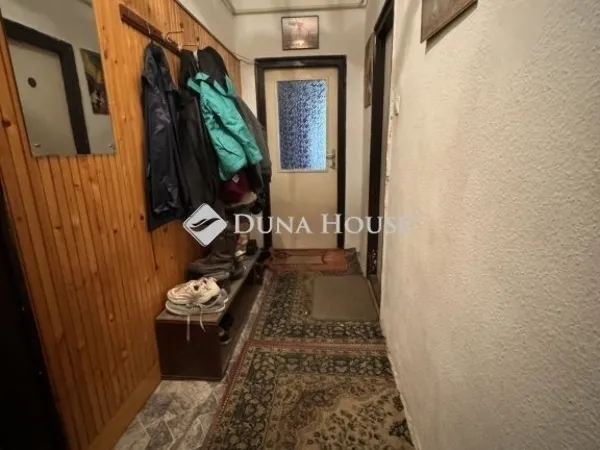 Eladó lakás Veszprém 74 nm