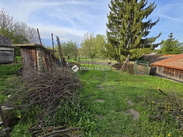 Eladó ház Bakonyoszlop 92 nm