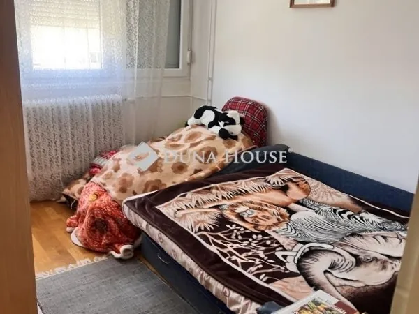 Eladó lakás Zirc 77 nm