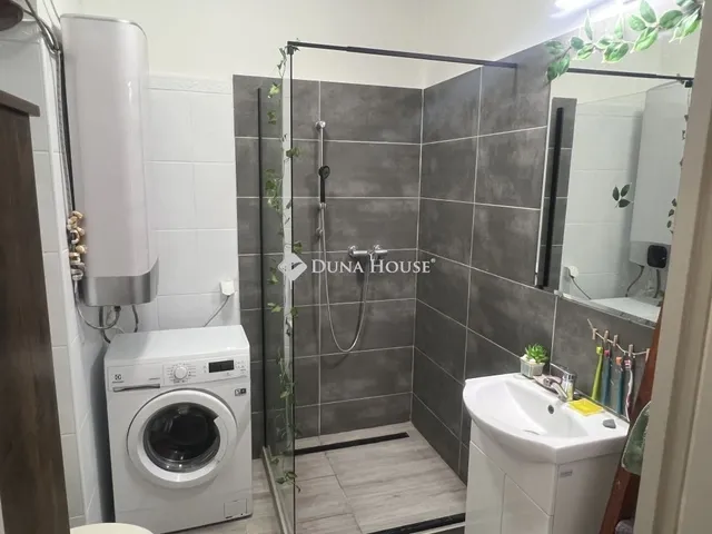 Eladó lakás Székesfehérvár 70 nm