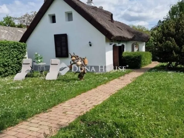 Eladó ház Balatonkenese 110 nm