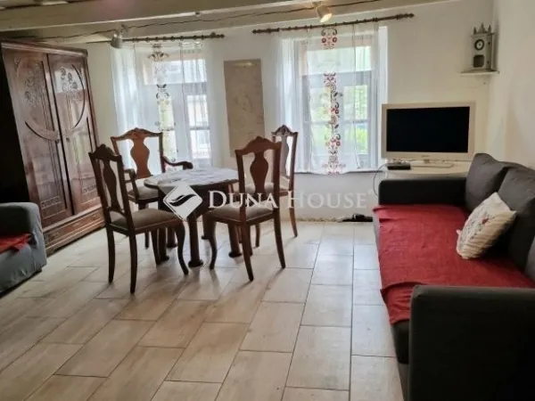 Eladó ház Balatonkenese 110 nm