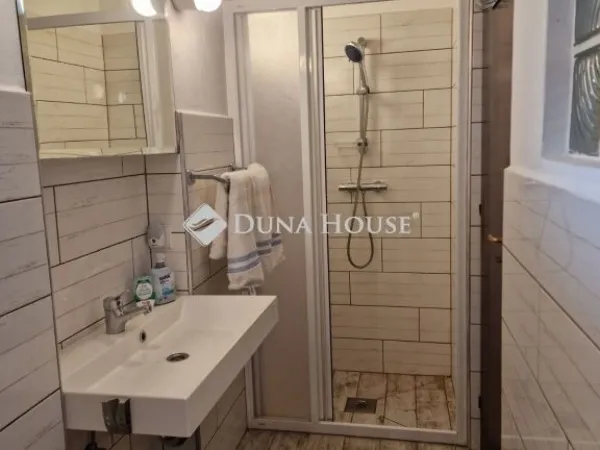 Eladó ház Balatonkenese 110 nm