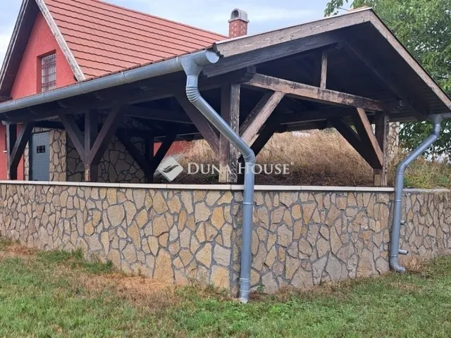 Eladó mezőgazdasági ingatlan Ősi 77 nm