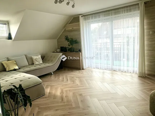 Eladó ház Balatonalmádi 232 nm