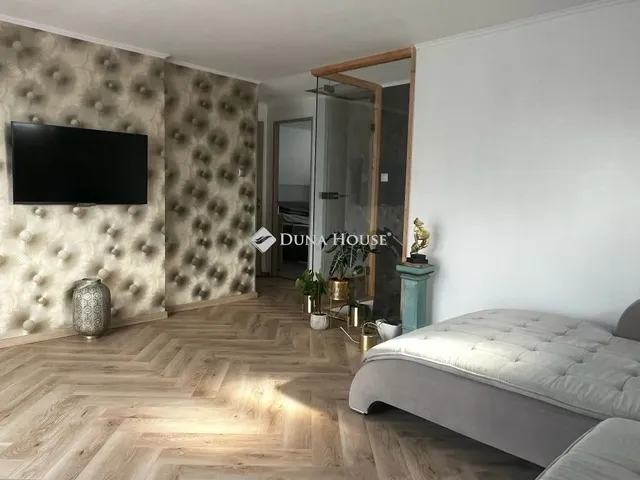 Eladó ház Balatonalmádi 232 nm