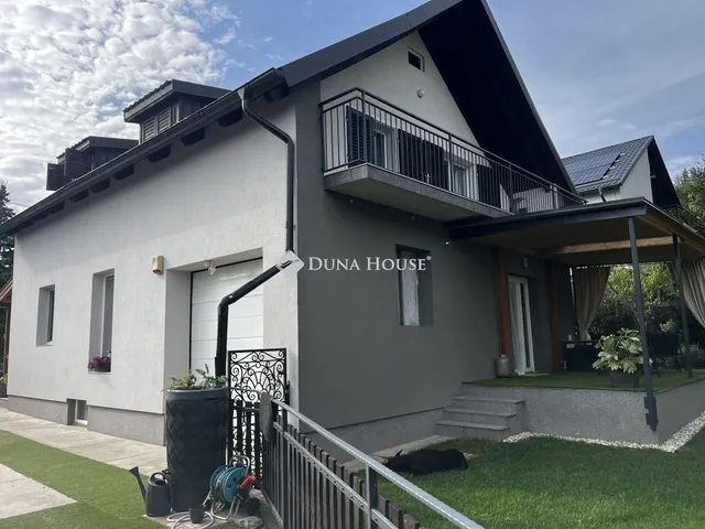 Eladó ház Balatonalmádi 232 nm