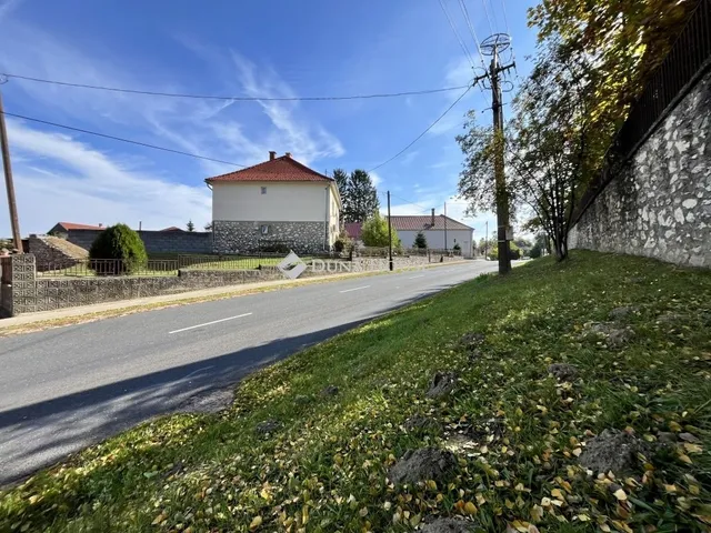 Eladó ház Bakonyszentkirály 150 nm