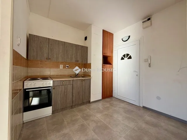 Eladó lakás Veszprém 41 nm