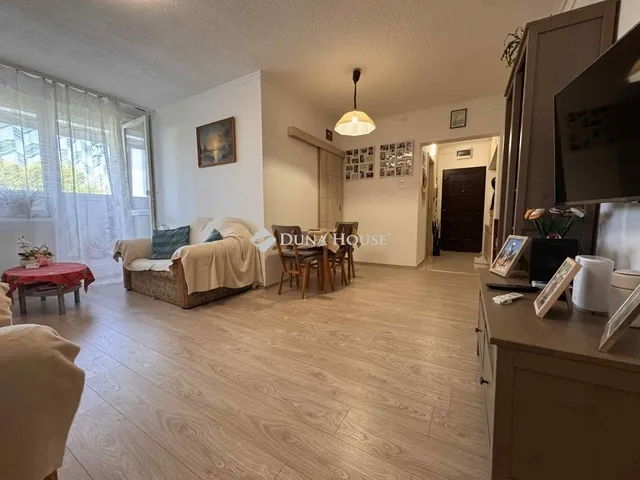 Eladó lakás Veszprém, Cholnokyváros 68 nm