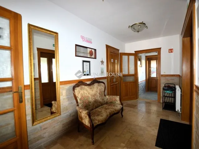 Eladó ház Pénzesgyőr 563 nm