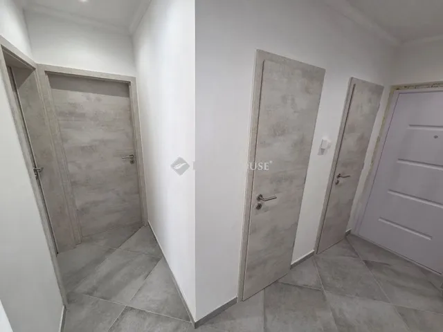 Eladó lakás Veszprém, Jutasi úti lakótelep 53 nm