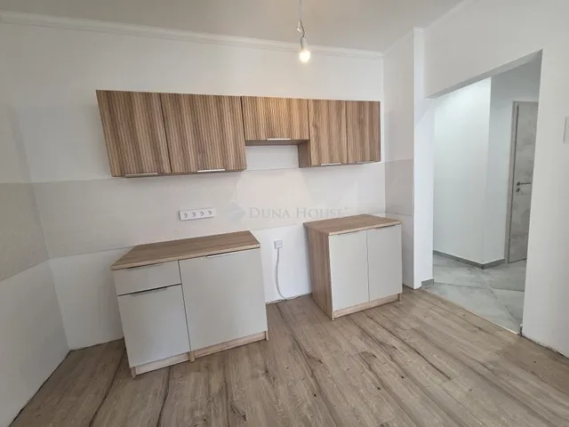 Eladó lakás Veszprém, Jutasi úti lakótelep 53 nm