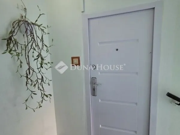 Eladó lakás Veszprém, Jutasi úti lakótelep 53 nm