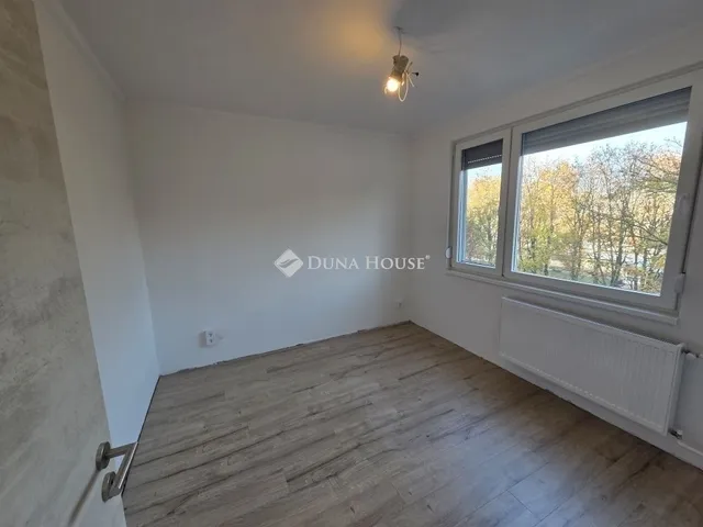 Eladó lakás Veszprém, Jutasi úti lakótelep 53 nm