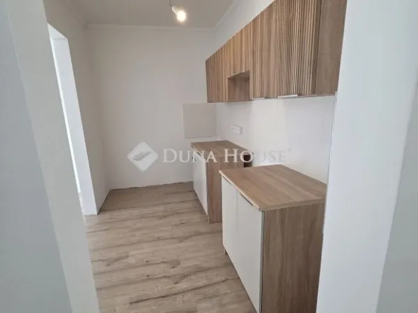 Eladó lakás Veszprém 53 nm