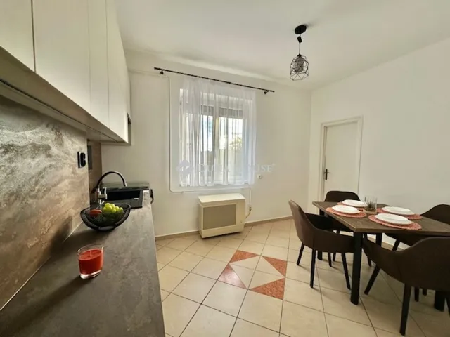 Eladó lakás Veszprém 73 nm