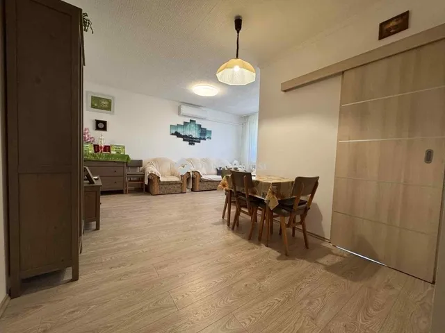 Eladó lakás Veszprém 68 nm