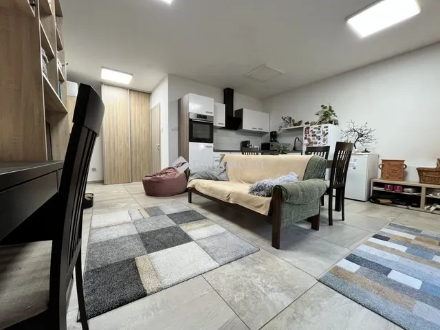 Eladó ház Városlőd 53 nm