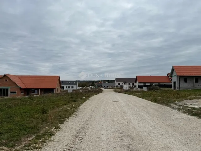 Eladó telek Tótvázsony 1049 nm