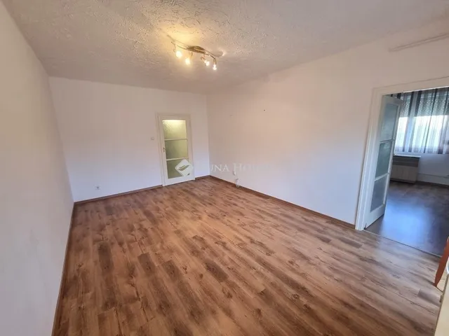 Eladó lakás Veszprém 54 nm