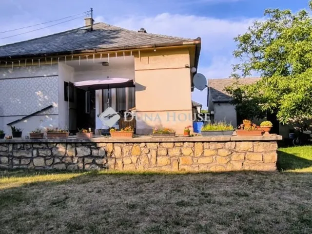 Eladó ház Halimba 81 nm