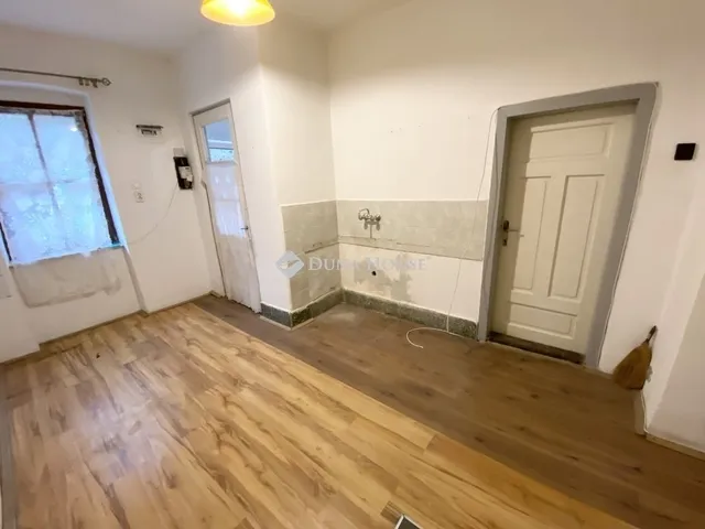 Eladó ház Ajka 51 nm