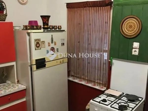 Eladó lakás Tés 35 nm