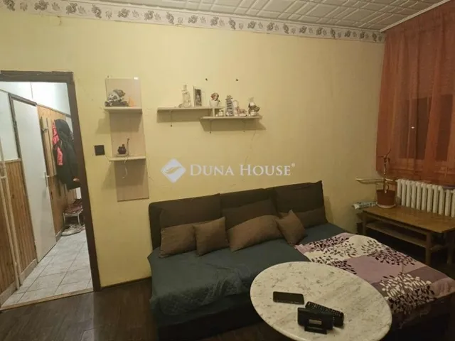 Eladó lakás Hajmáskér 43 nm