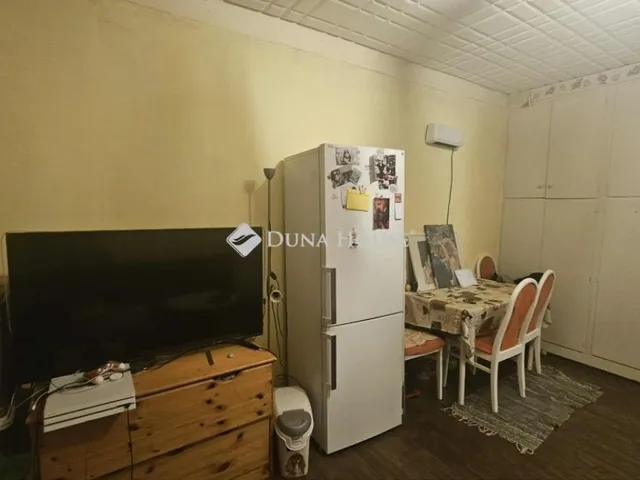 Eladó lakás Hajmáskér 43 nm