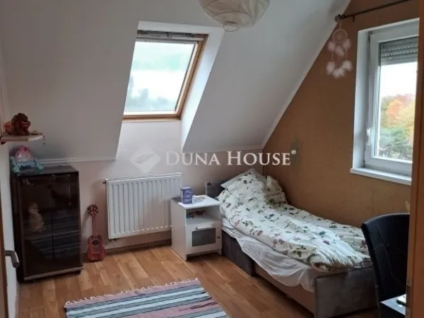 Eladó lakás Veszprém 74 nm