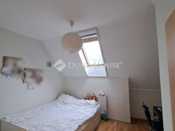 Eladó lakás Veszprém 74 nm