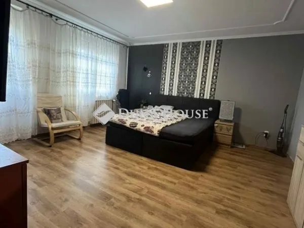 Eladó lakás Veszprém 42 nm