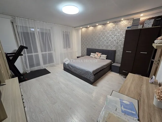 Eladó lakás Veszprém 70 nm